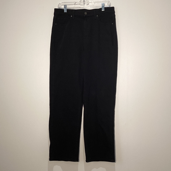 Chico's Black High Raise Straight Leg Jeans - Picture 1 of 3